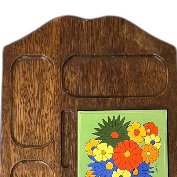 Vintage G.I. Japan Carved Hardwood Serving Tray Floral Tile Charcuterie Board - Picture 4 of 8